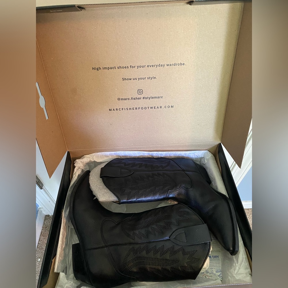 Marc Fisher BLACK boots